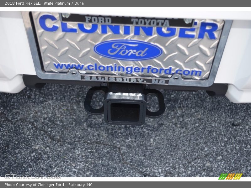 White Platinum / Dune 2018 Ford Flex SEL