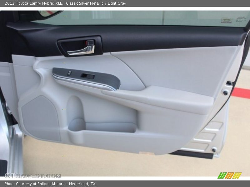 Classic Silver Metallic / Light Gray 2012 Toyota Camry Hybrid XLE