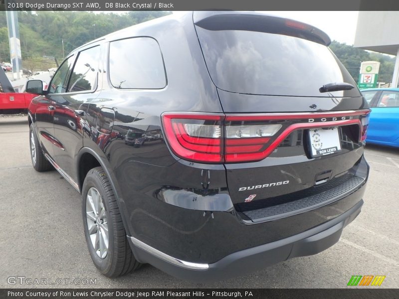 DB Black Crystal / Black 2018 Dodge Durango SXT AWD