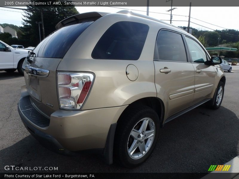 Sandstone Metallic / Light Cashmere 2005 Chevrolet Equinox LT AWD