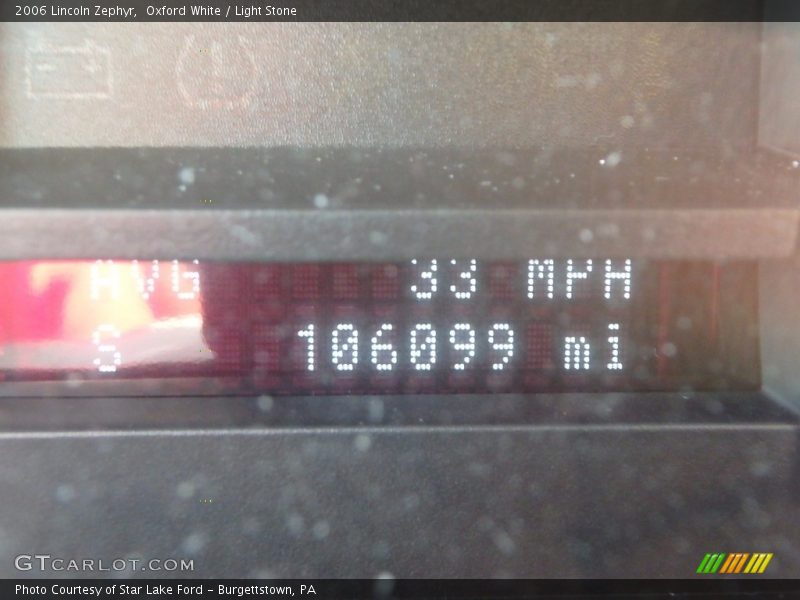 Oxford White / Light Stone 2006 Lincoln Zephyr