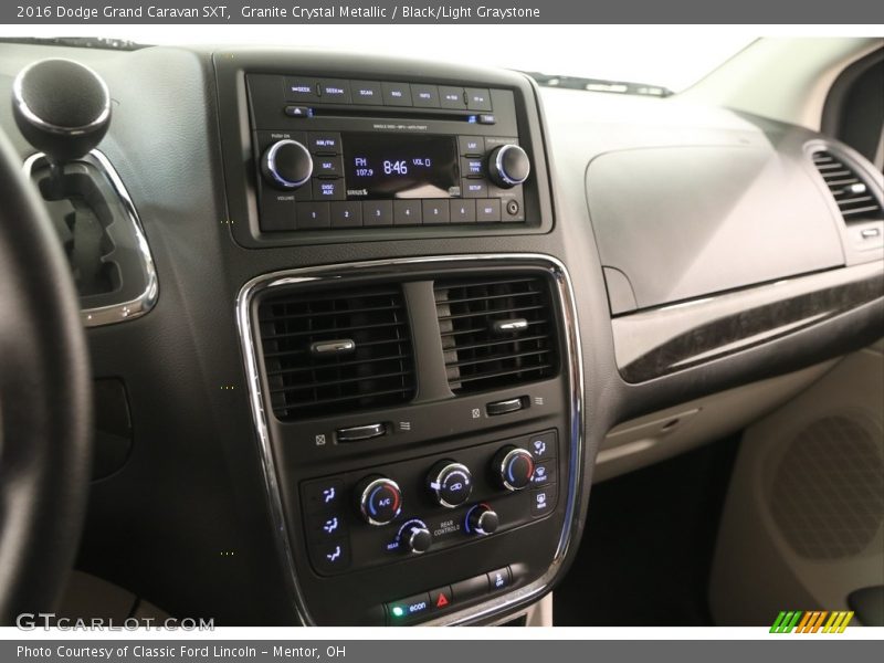 Granite Crystal Metallic / Black/Light Graystone 2016 Dodge Grand Caravan SXT