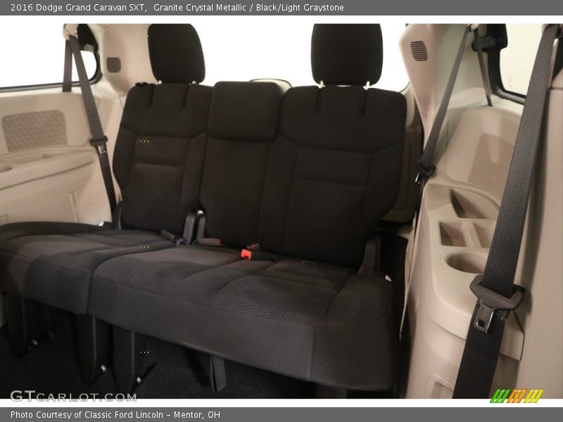 Granite Crystal Metallic / Black/Light Graystone 2016 Dodge Grand Caravan SXT