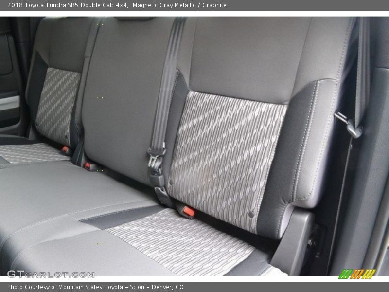 Magnetic Gray Metallic / Graphite 2018 Toyota Tundra SR5 Double Cab 4x4