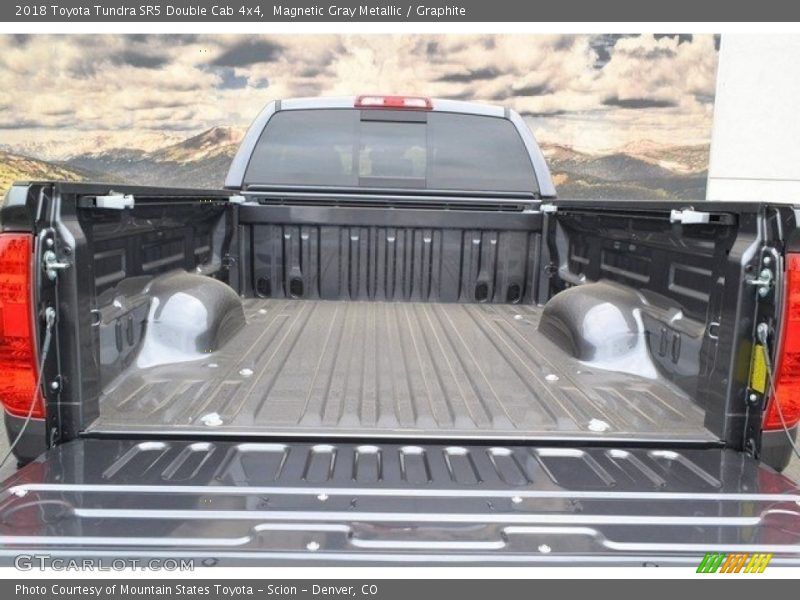 Magnetic Gray Metallic / Graphite 2018 Toyota Tundra SR5 Double Cab 4x4