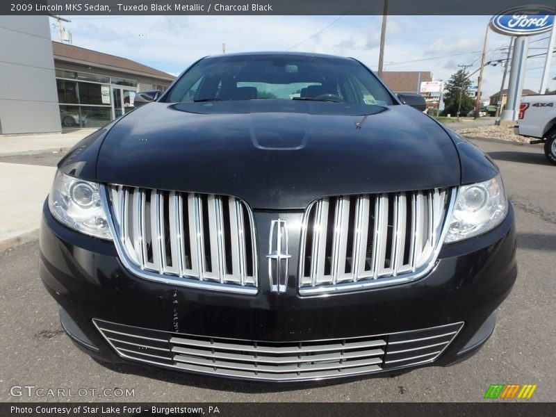 Tuxedo Black Metallic / Charcoal Black 2009 Lincoln MKS Sedan