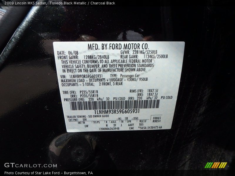 Tuxedo Black Metallic / Charcoal Black 2009 Lincoln MKS Sedan