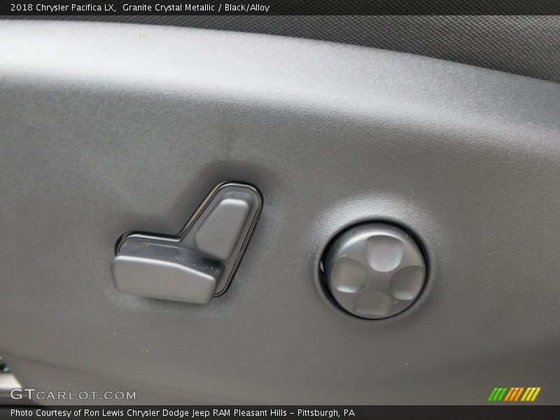 Granite Crystal Metallic / Black/Alloy 2018 Chrysler Pacifica LX