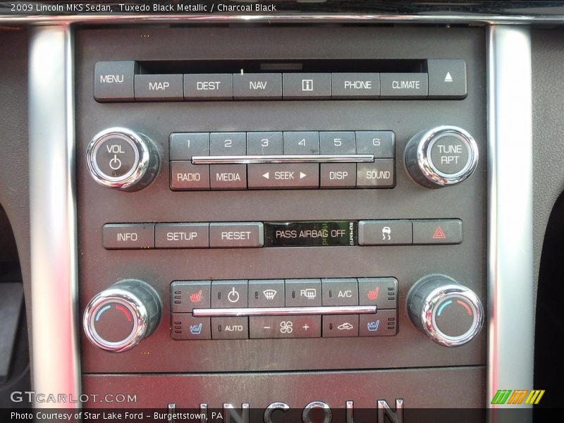 Tuxedo Black Metallic / Charcoal Black 2009 Lincoln MKS Sedan