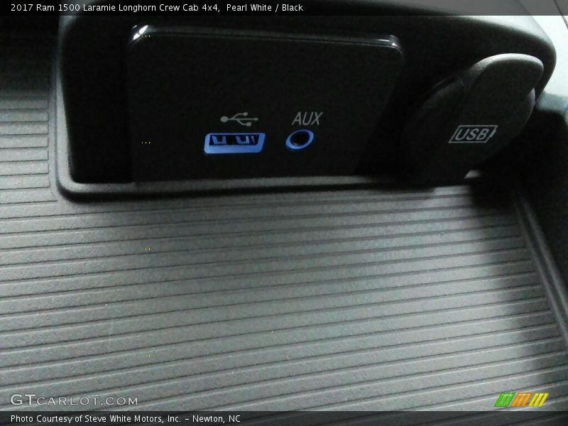 Pearl White / Black 2017 Ram 1500 Laramie Longhorn Crew Cab 4x4