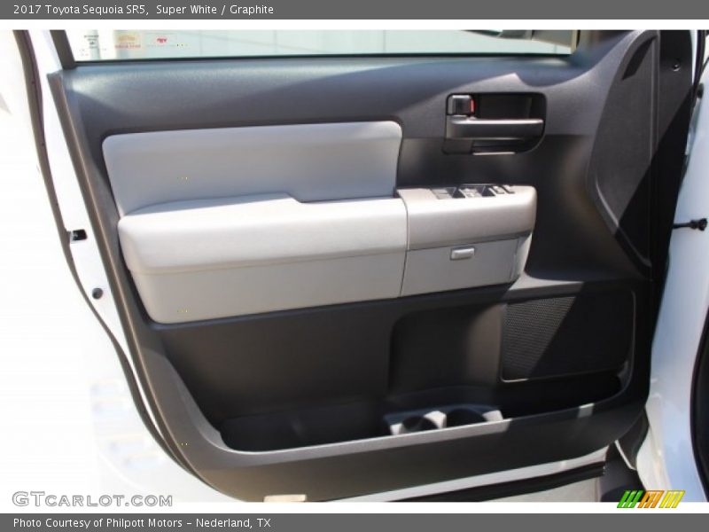 Super White / Graphite 2017 Toyota Sequoia SR5