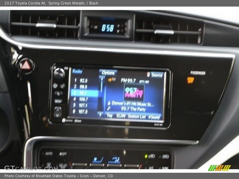 Spring Green Metallic / Black 2017 Toyota Corolla iM