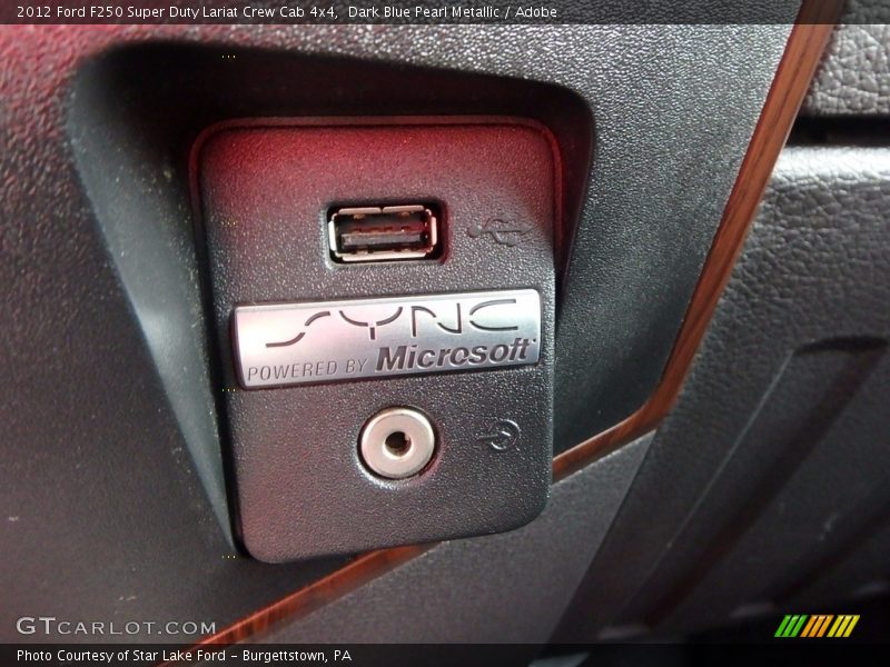Dark Blue Pearl Metallic / Adobe 2012 Ford F250 Super Duty Lariat Crew Cab 4x4