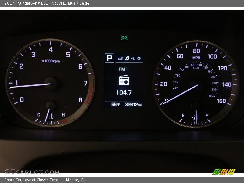 Nouveau Blue / Beige 2017 Hyundai Sonata SE