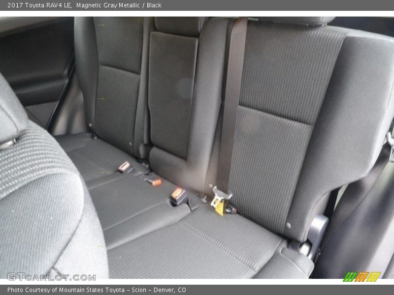 Magnetic Gray Metallic / Black 2017 Toyota RAV4 LE