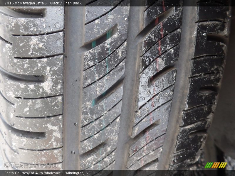 Black / Titan Black 2016 Volkswagen Jetta S