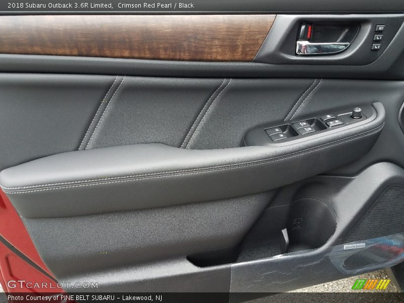 Door Panel of 2018 Outback 3.6R Limited