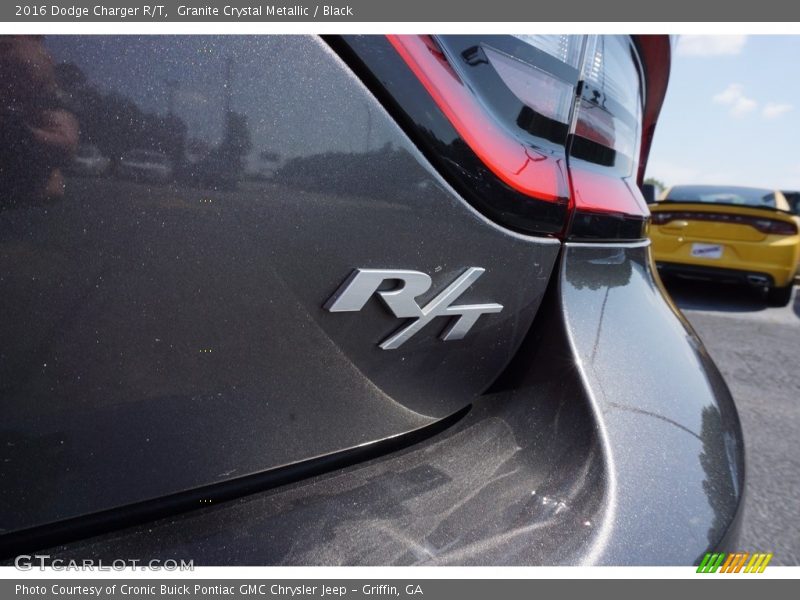 Granite Crystal Metallic / Black 2016 Dodge Charger R/T