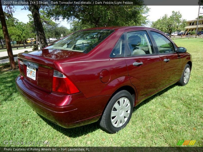 Dark Toreador Red Metallic / Dark Pebble/Light Pebble 2007 Ford Focus ZX4 S Sedan