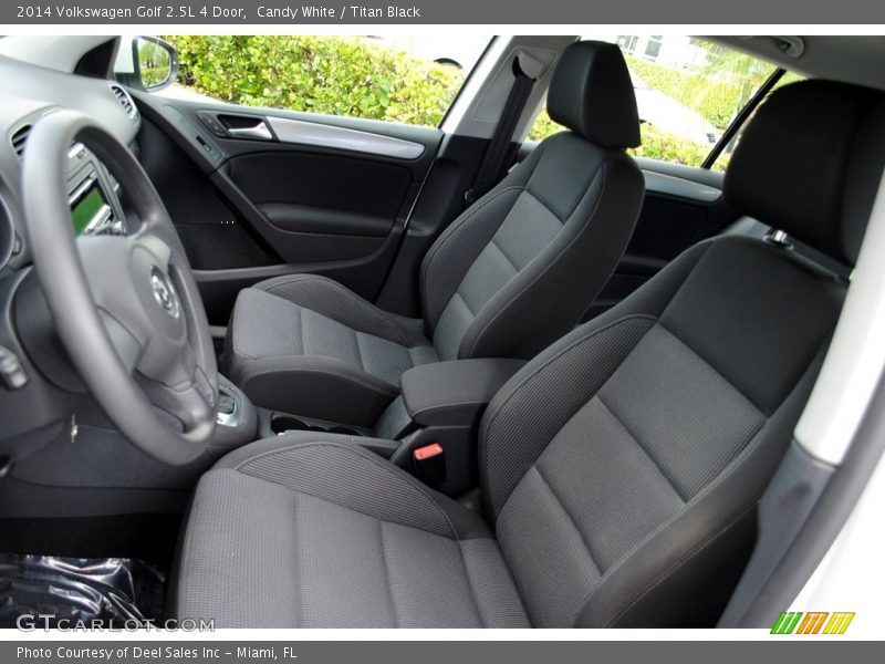 Candy White / Titan Black 2014 Volkswagen Golf 2.5L 4 Door