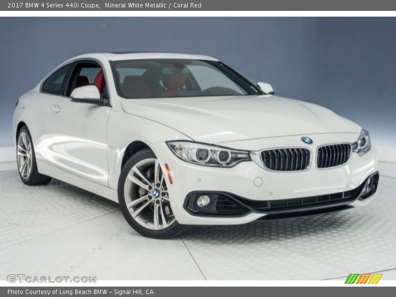 Front 3/4 View of 2017 4 Series 440i Coupe