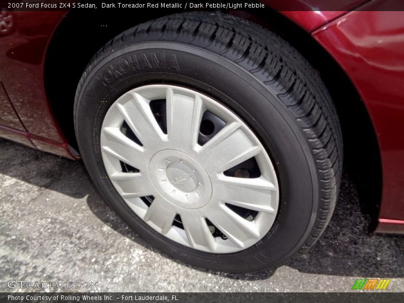 Dark Toreador Red Metallic / Dark Pebble/Light Pebble 2007 Ford Focus ZX4 S Sedan