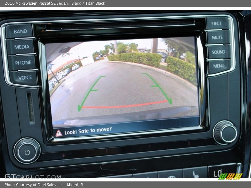 Black / Titan Black 2016 Volkswagen Passat SE Sedan