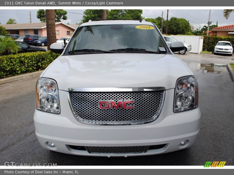 Summit White / Cocoa/Light Cashmere 2011 GMC Yukon Denali AWD