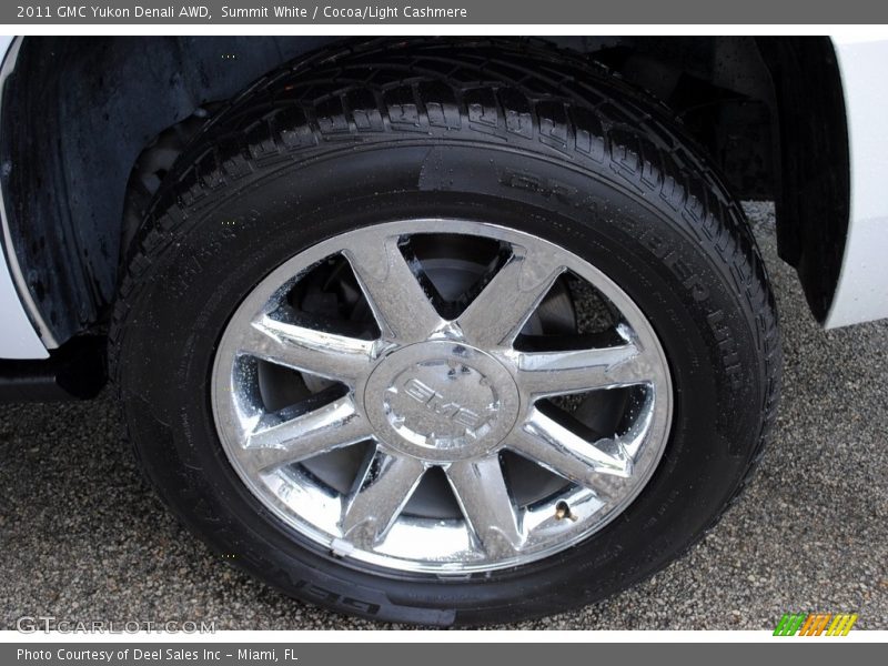 Summit White / Cocoa/Light Cashmere 2011 GMC Yukon Denali AWD