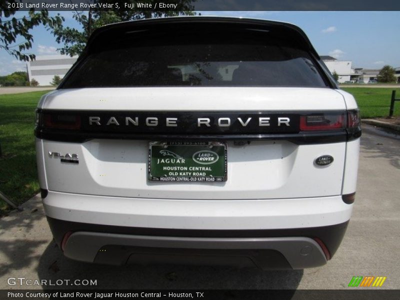 Fuji White / Ebony 2018 Land Rover Range Rover Velar S
