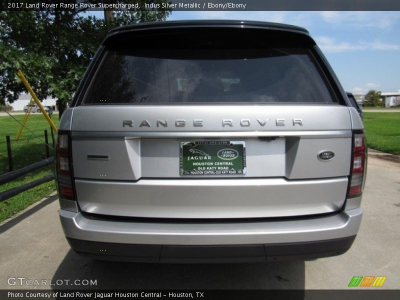 Indus Silver Metallic / Ebony/Ebony 2017 Land Rover Range Rover Supercharged