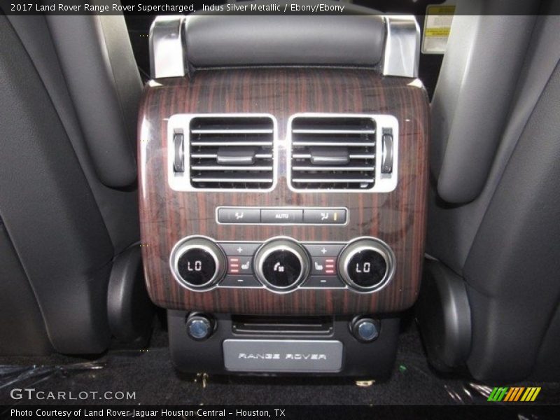 Indus Silver Metallic / Ebony/Ebony 2017 Land Rover Range Rover Supercharged