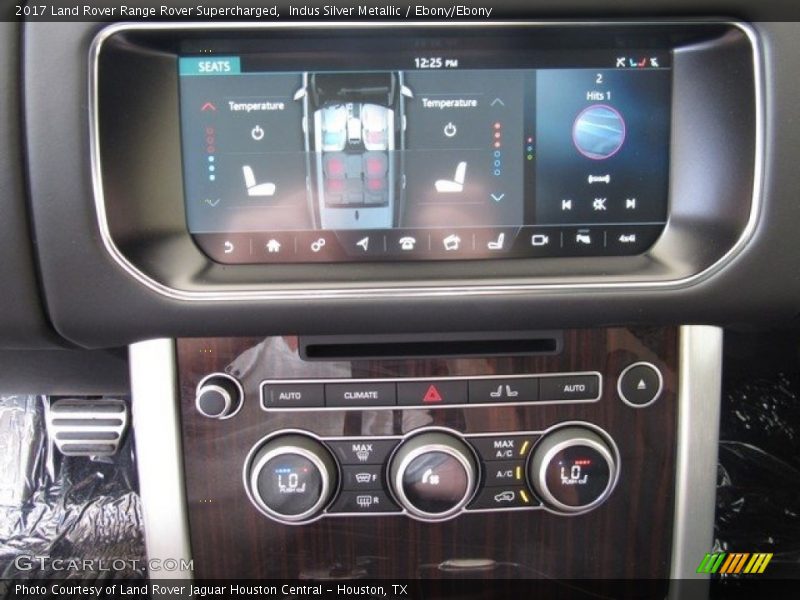 Indus Silver Metallic / Ebony/Ebony 2017 Land Rover Range Rover Supercharged