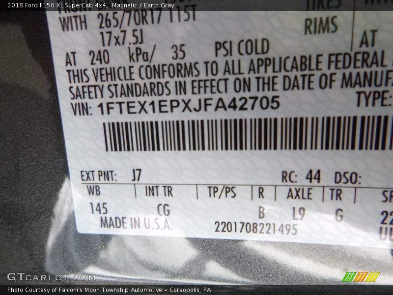2018 F150 XL SuperCab 4x4 Magnetic Color Code J7