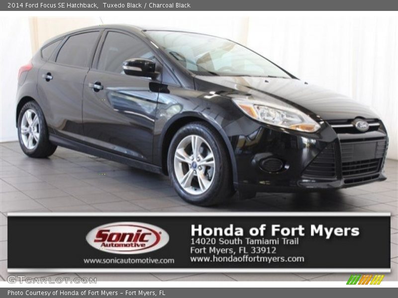 Tuxedo Black / Charcoal Black 2014 Ford Focus SE Hatchback