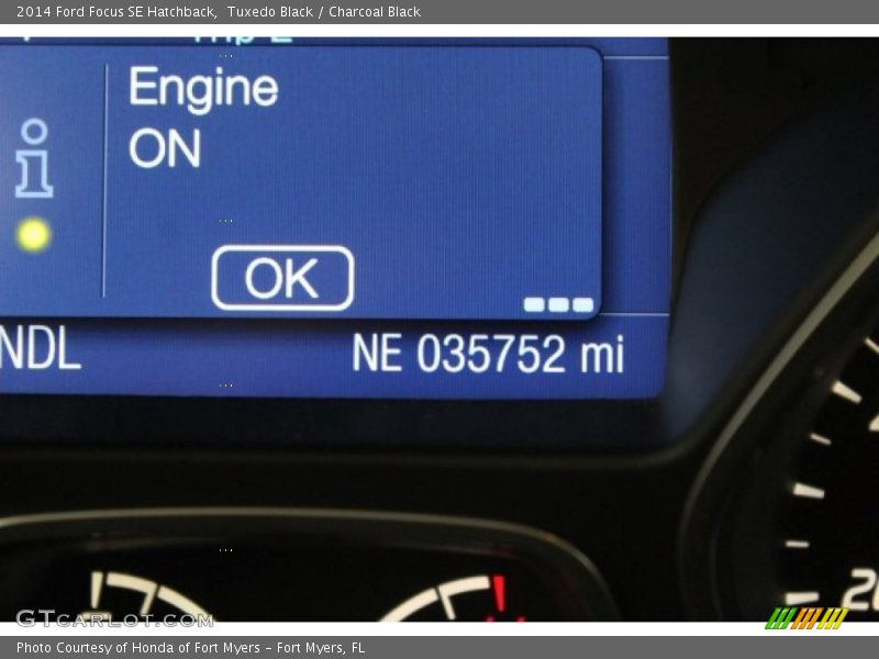 Tuxedo Black / Charcoal Black 2014 Ford Focus SE Hatchback