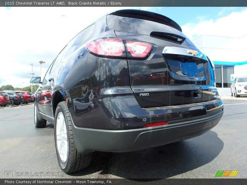 Black Granite Metallic / Ebony 2015 Chevrolet Traverse LT AWD