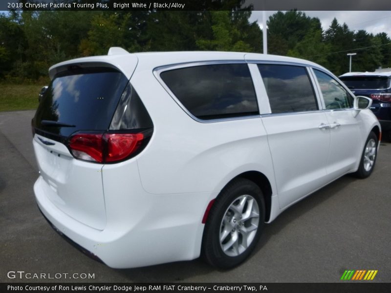 Bright White / Black/Alloy 2018 Chrysler Pacifica Touring Plus