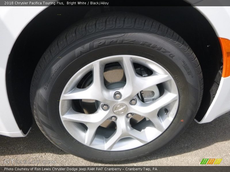 Bright White / Black/Alloy 2018 Chrysler Pacifica Touring Plus