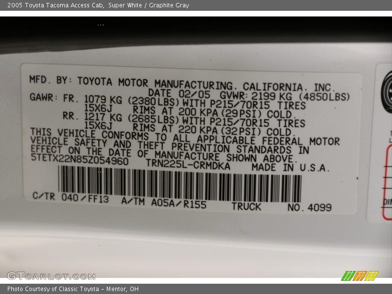 Super White / Graphite Gray 2005 Toyota Tacoma Access Cab