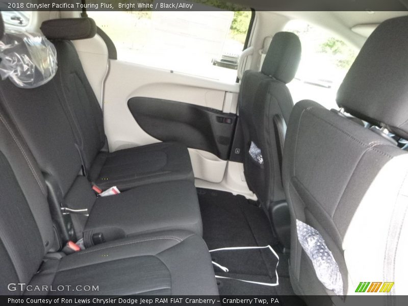 Bright White / Black/Alloy 2018 Chrysler Pacifica Touring Plus