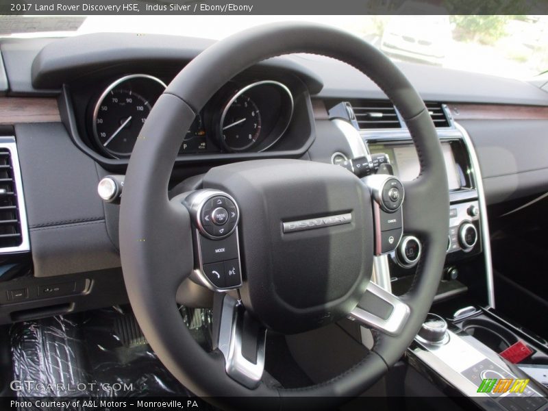 Indus Silver / Ebony/Ebony 2017 Land Rover Discovery HSE