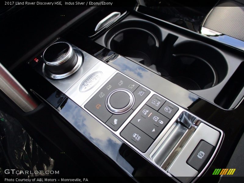 Indus Silver / Ebony/Ebony 2017 Land Rover Discovery HSE