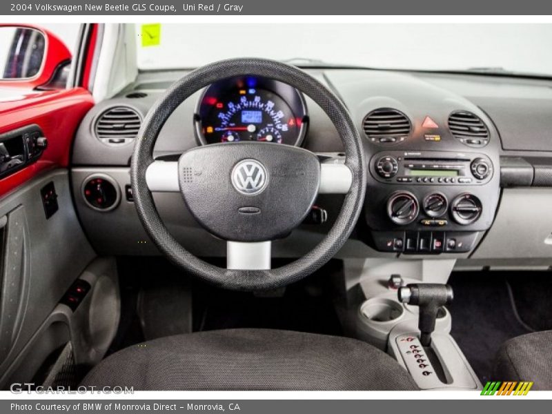 Uni Red / Gray 2004 Volkswagen New Beetle GLS Coupe