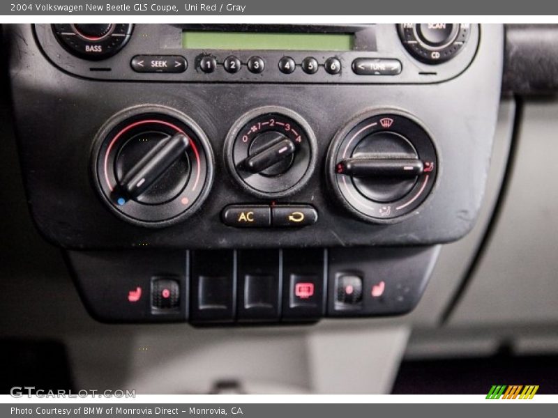 Uni Red / Gray 2004 Volkswagen New Beetle GLS Coupe