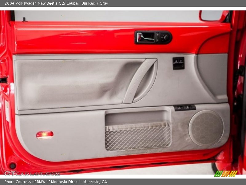 Uni Red / Gray 2004 Volkswagen New Beetle GLS Coupe
