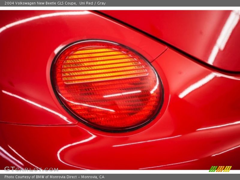 Uni Red / Gray 2004 Volkswagen New Beetle GLS Coupe