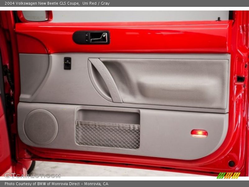Uni Red / Gray 2004 Volkswagen New Beetle GLS Coupe