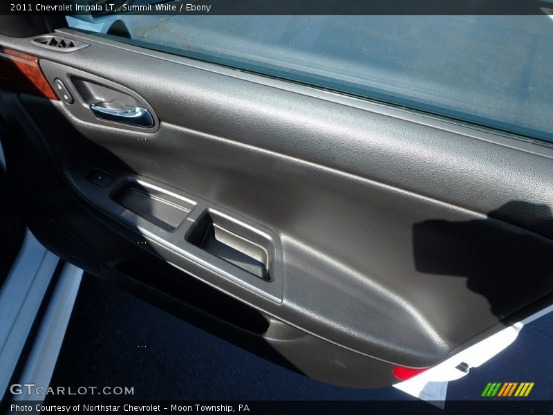 Summit White / Ebony 2011 Chevrolet Impala LT
