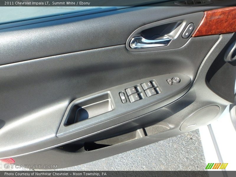 Summit White / Ebony 2011 Chevrolet Impala LT